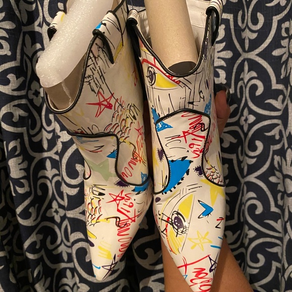 Heel boot - Picture 2 of 4